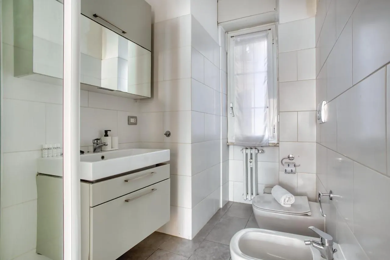 Apartment Joivy Cosy Flat Near Villa Mirabello Milan Italy