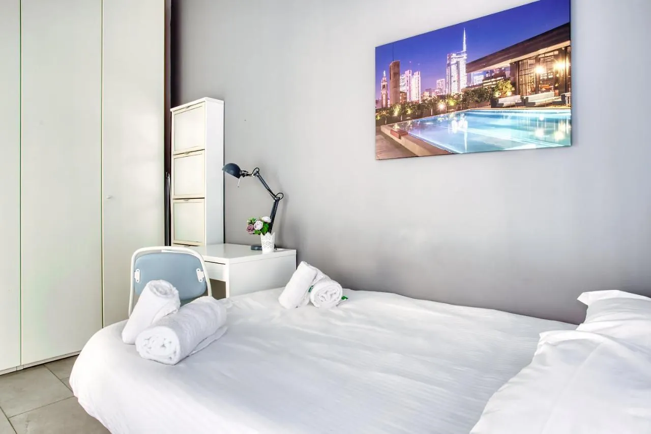 Joivy Cosy Flat Near Villa Mirabello Milan Italy